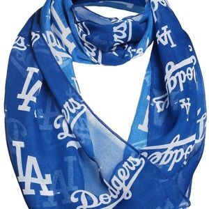 Used dodgers scarf